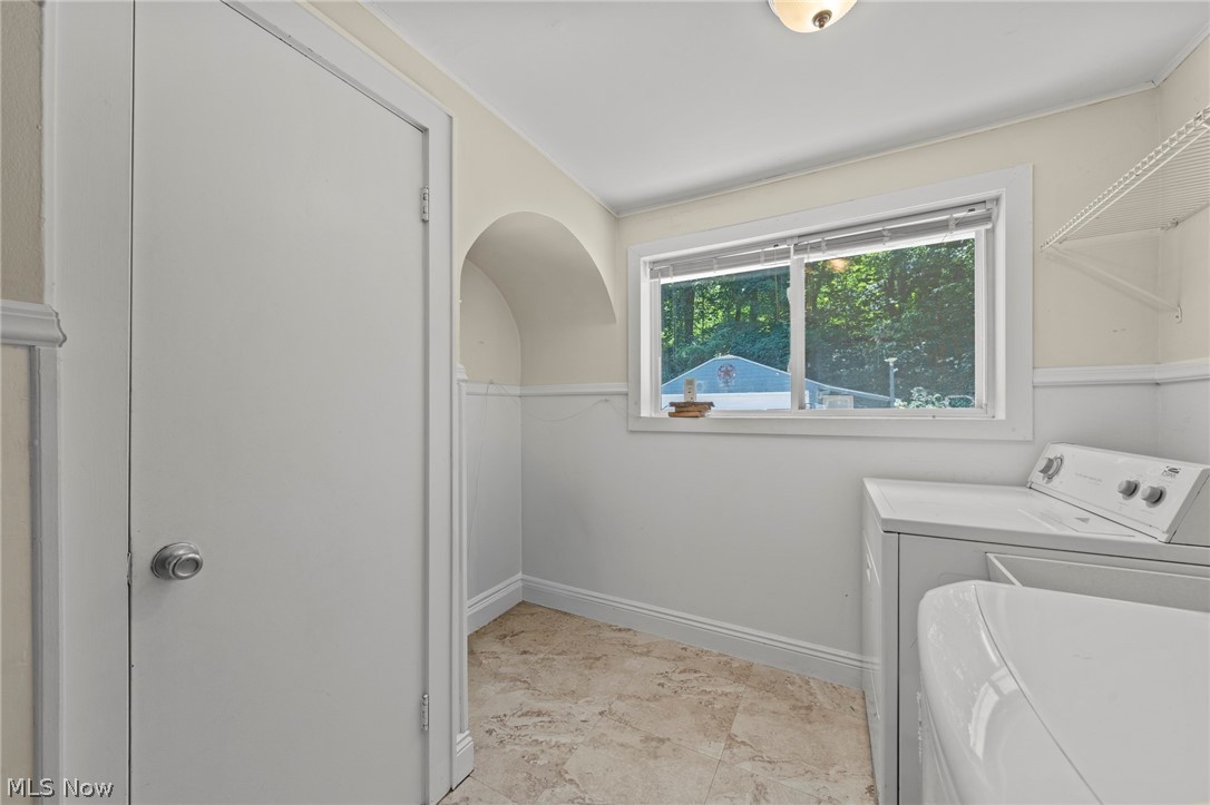 2318 Mogadore Road Property Photo 20