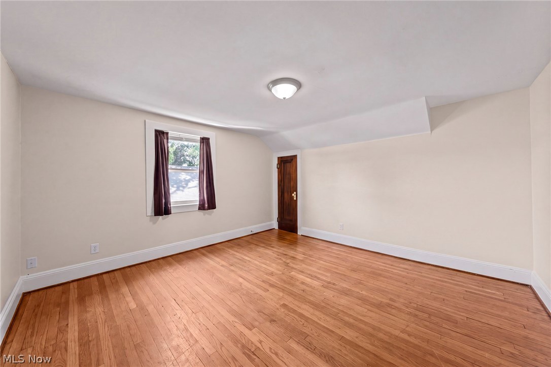 2318 Mogadore Road Property Photo 24