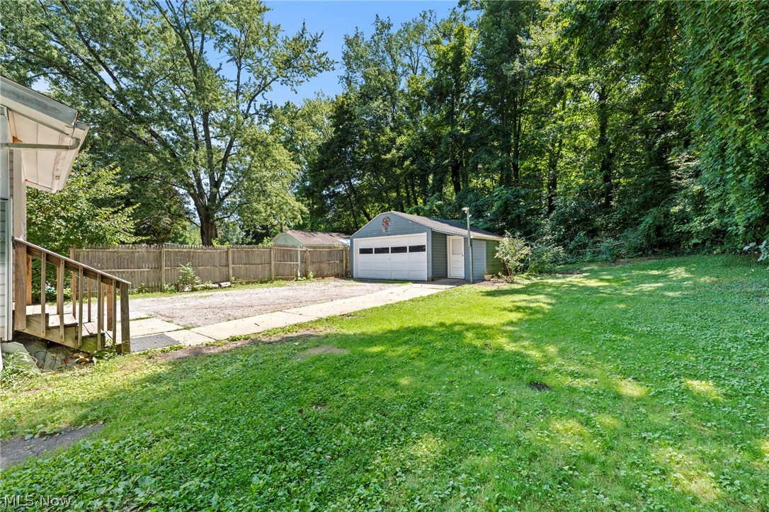 2318 Mogadore Road Property Photo 31
