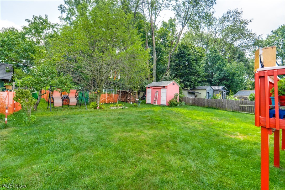 1637 Vicgross Avenue Property Photo 20