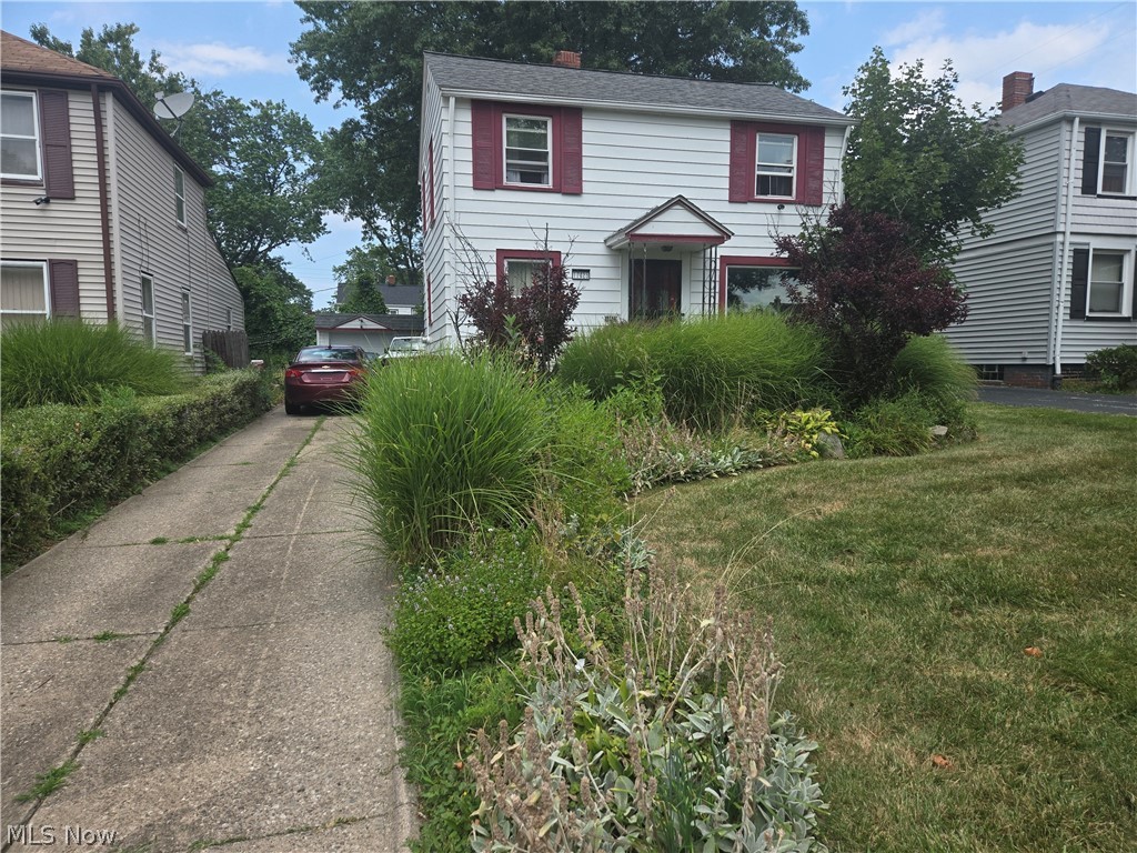 17425 Glendale Avenue Property Photo 1
