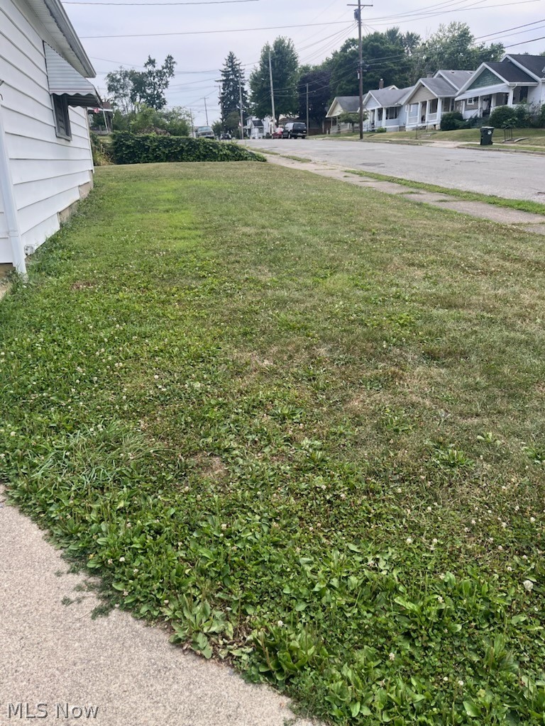 1000 Beacon Street Property Photo 7