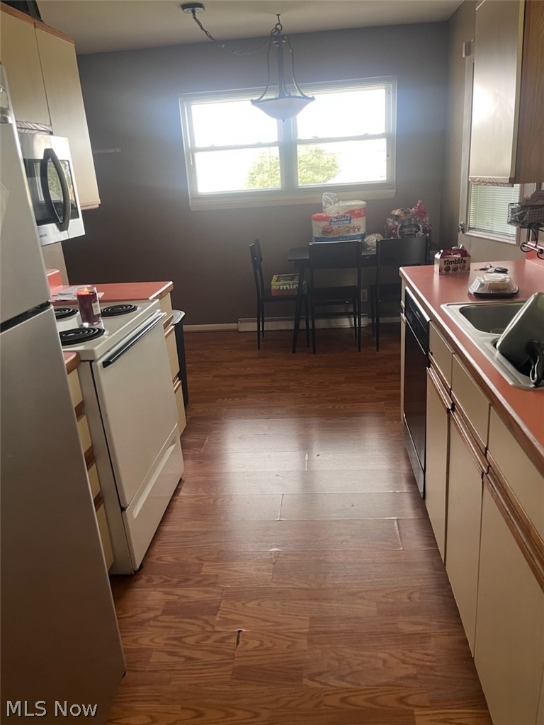 1000 Beacon Street Property Photo 13