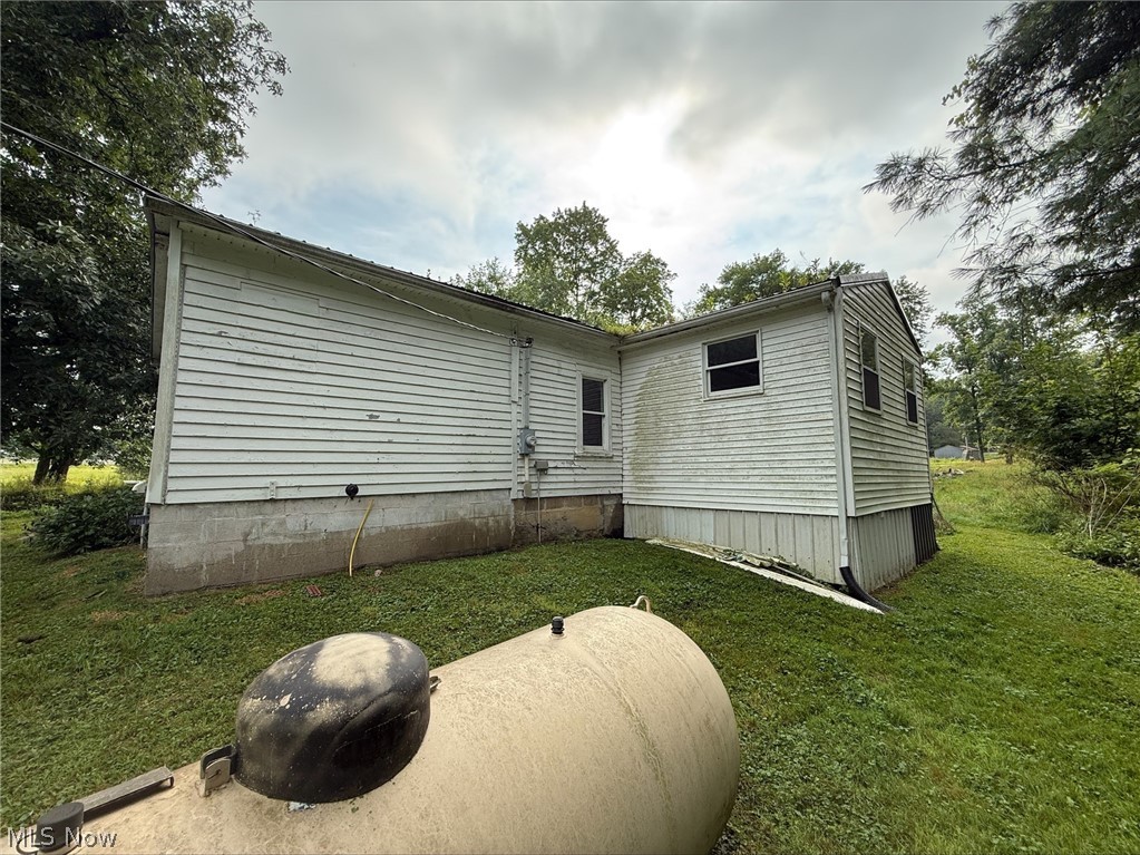 1027 Township Road 3475 Property Photo 1