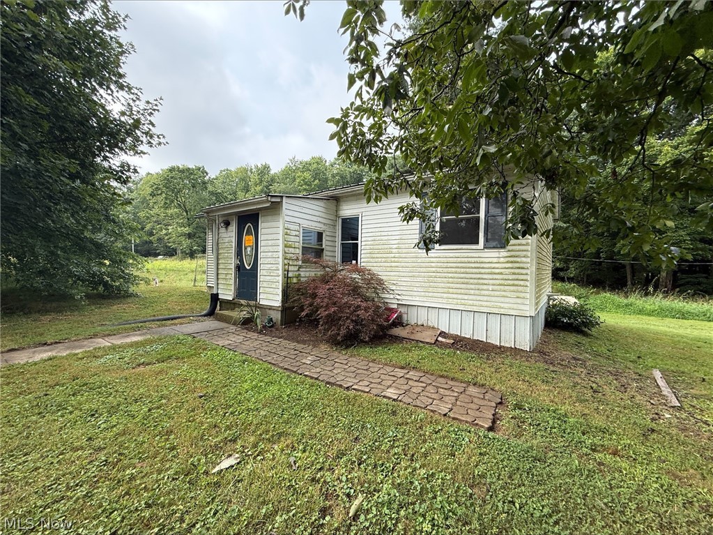 1027 Township Road 3475 Property Photo 11