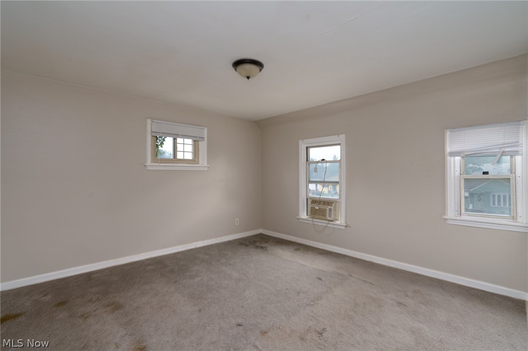 4212 E 147th Street Property Photo 11