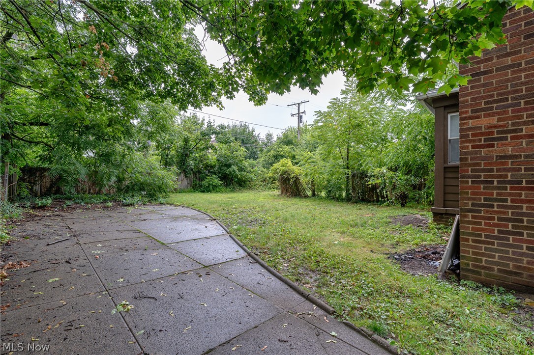 4212 E 147th Street Property Photo 16