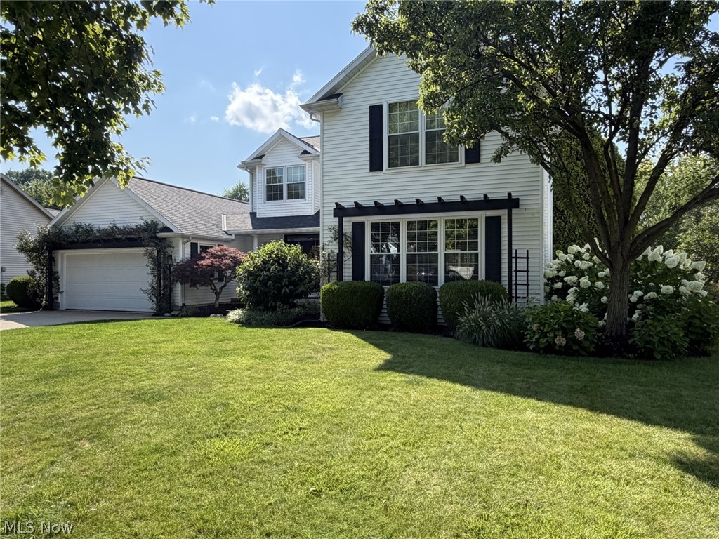 907 Glenview Drive Property Photo 2