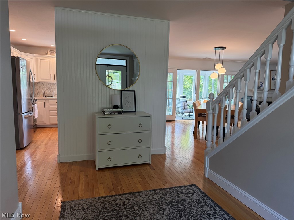 907 Glenview Drive Property Photo 3