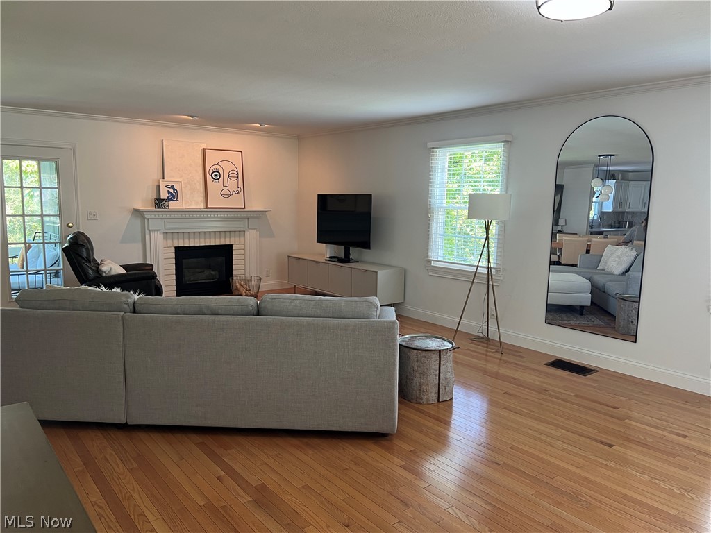 907 Glenview Drive Property Photo 10