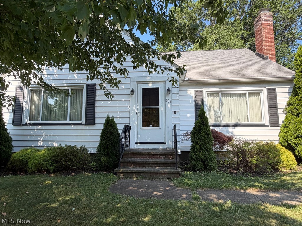 605 Allen Avenue Property Photo 1