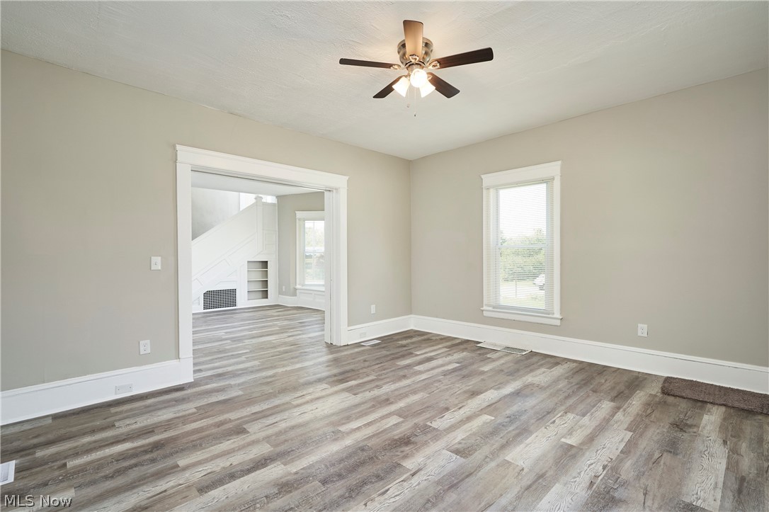 9100 Miles Avenue Property Photo 17