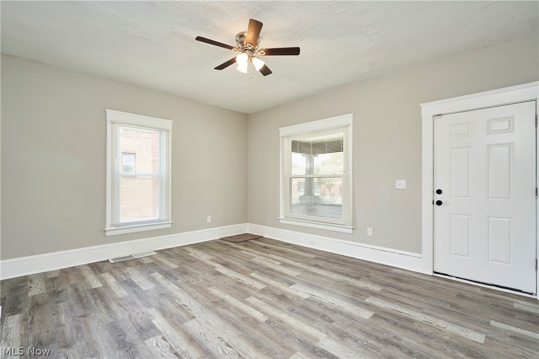 9100 Miles Avenue Property Photo 18