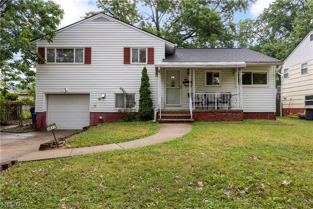 5817 Calamie Drive Property Photo 1