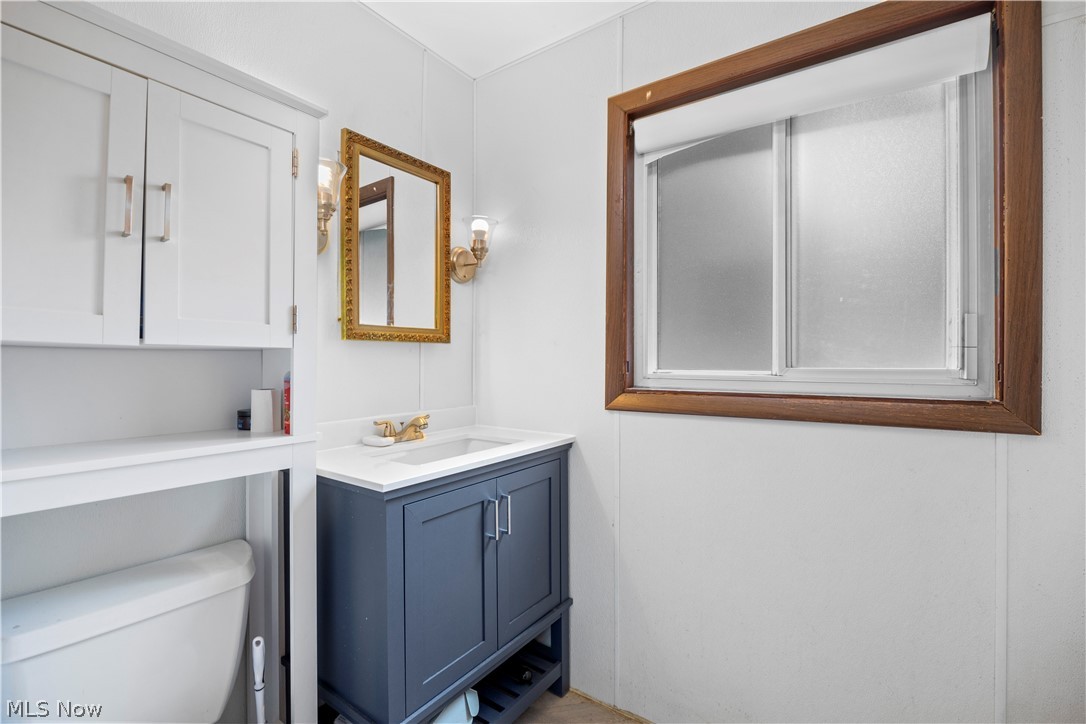 5817 Calamie Drive Property Photo 8