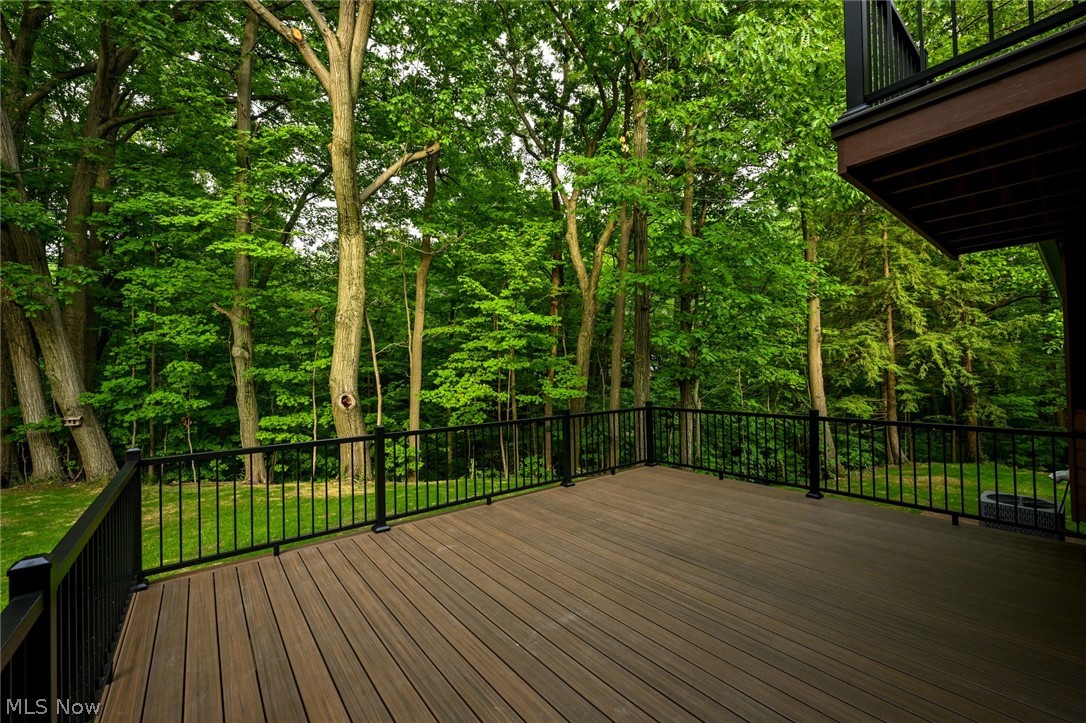6567 Queens Way Property Photo 12