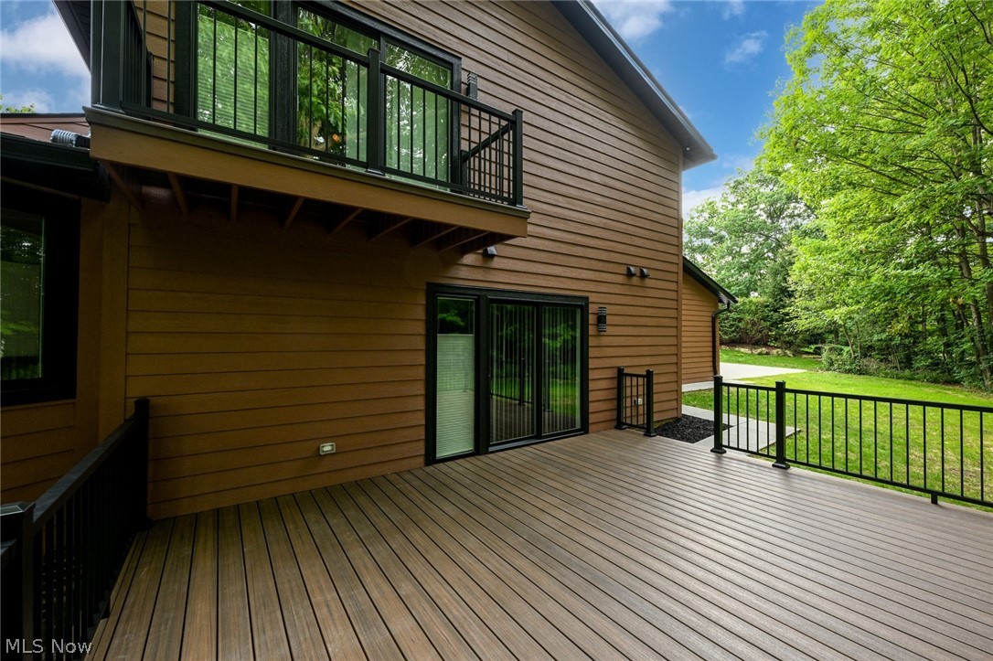 6567 Queens Way Property Photo 14