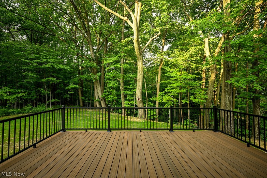 6567 Queens Way Property Photo 15