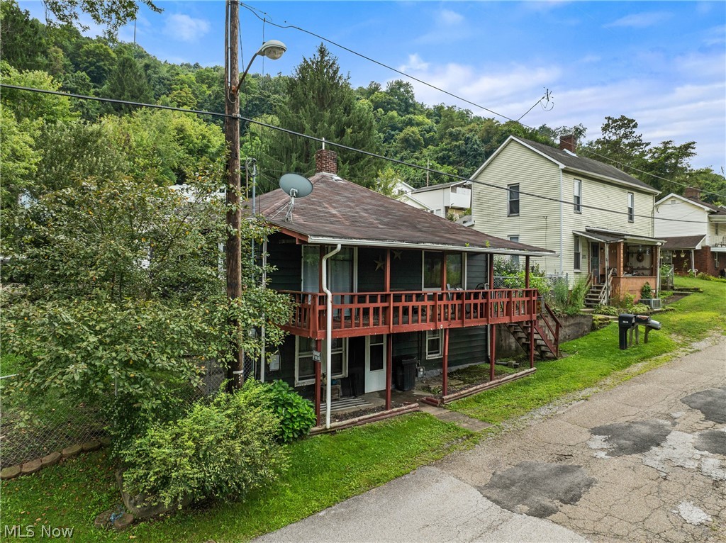 56448 Boyd Avenue Property Photo 3