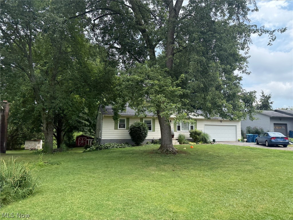 2847 Carillon Drive Property Photo 1