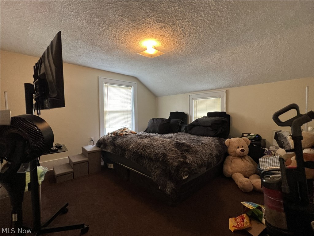1891 E 33rd Street Property Photo 17