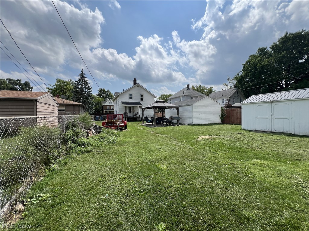 1891 E 33rd Street Property Photo 30