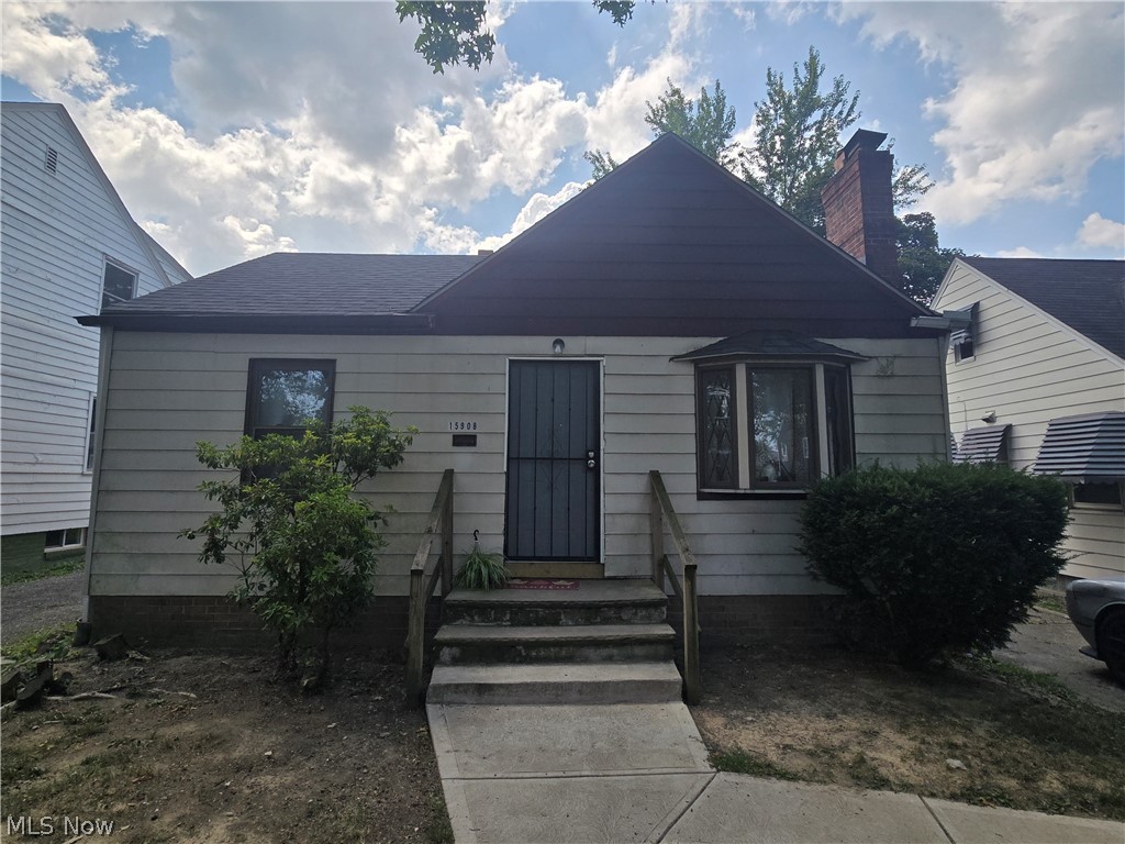 15908 Invermere Avenue Property Photo 1