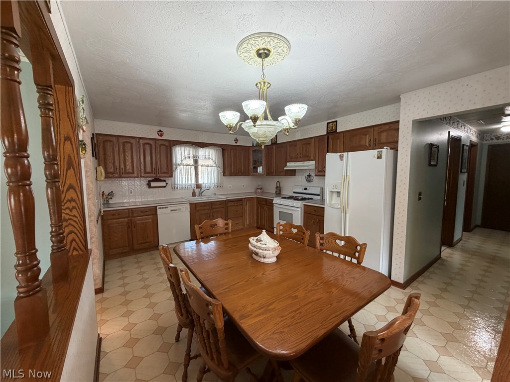 1510 Winchester Drive Property Photo 6