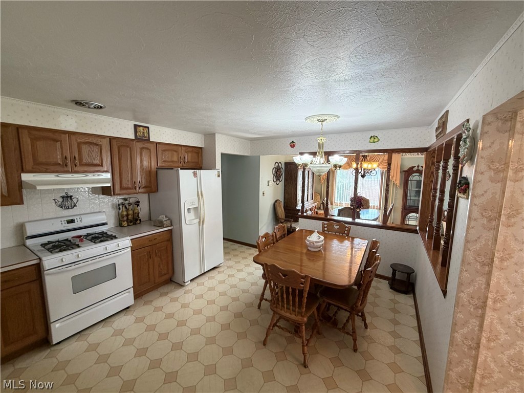 1510 Winchester Drive Property Photo 7