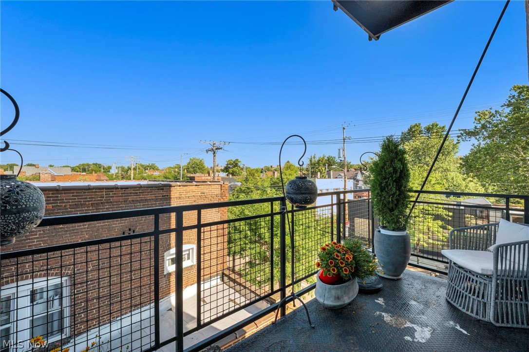 12701 Larchmere Boulevard 3b Property Photo 48