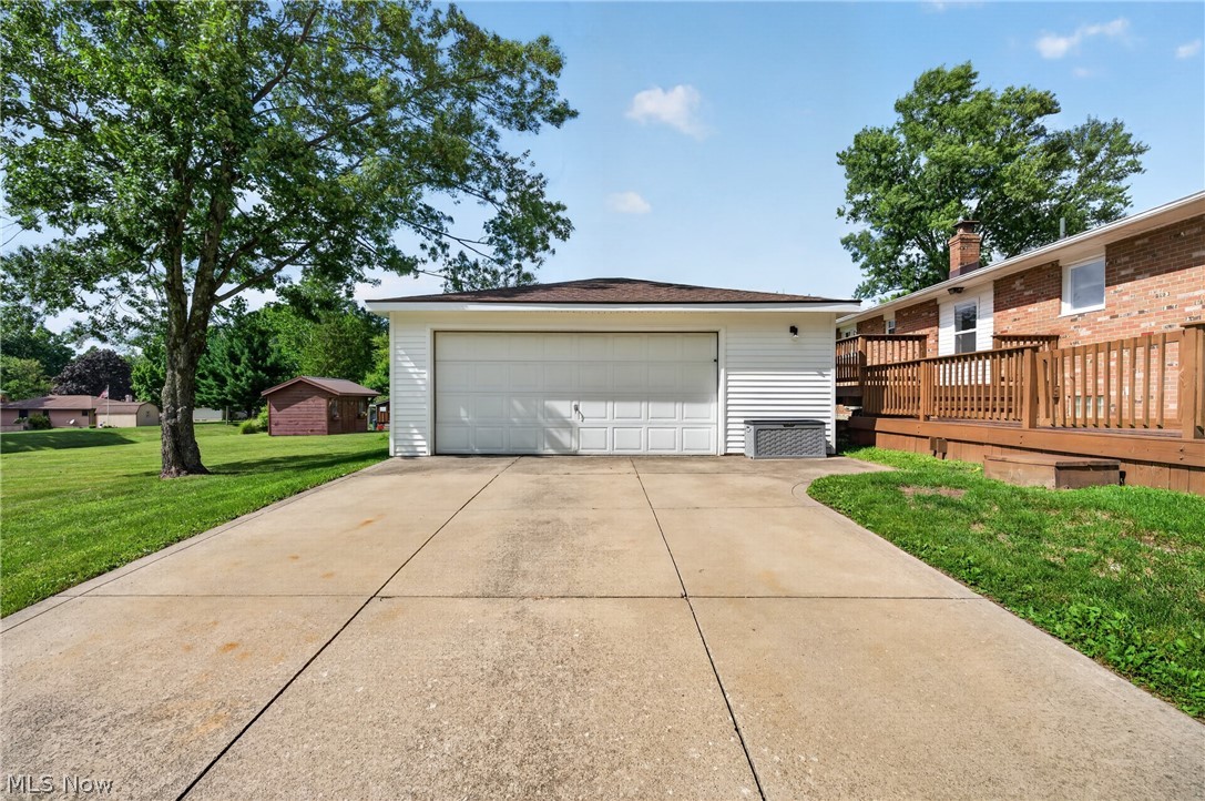 1626 S Carpenter Road Property Photo 2