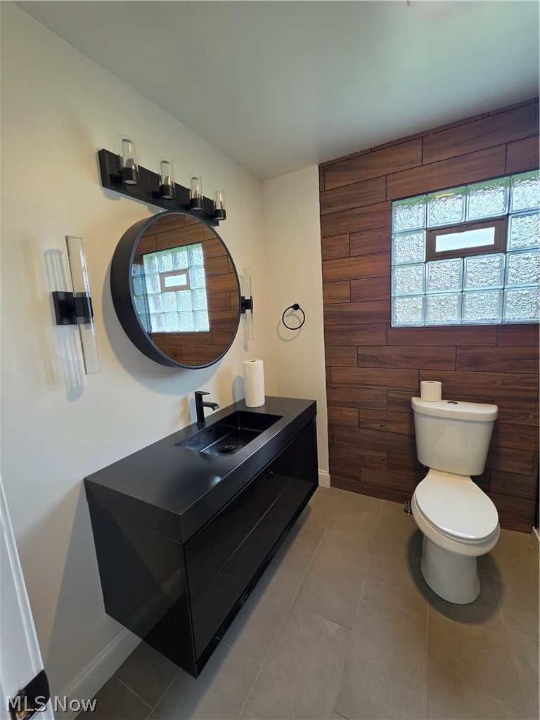 140 Aldrich Property Photo 8
