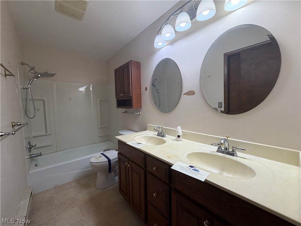 615 Bowling Green Circle Property Photo 13