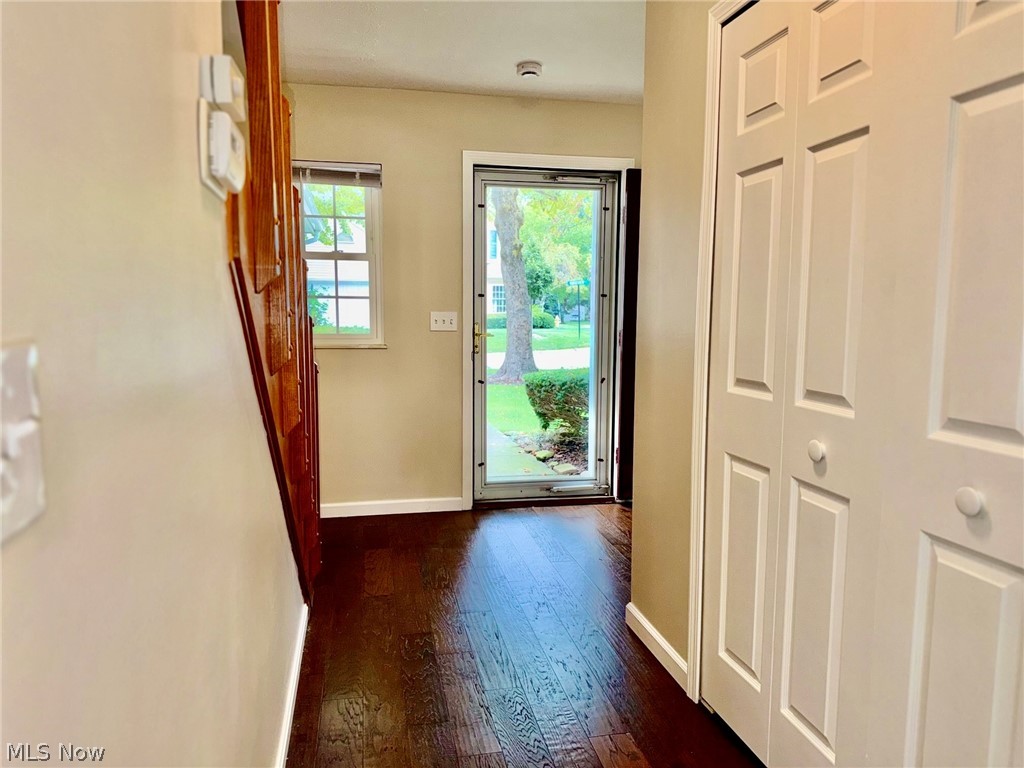 5830 Ridgeview Lane Property Photo 4
