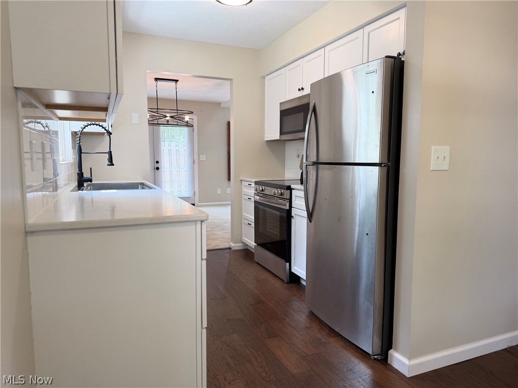 5830 Ridgeview Lane Property Photo 6