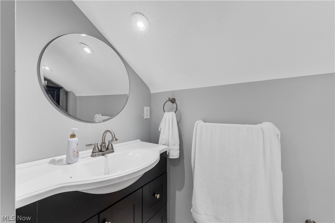 7611 Wainstead Drive Property Photo 19
