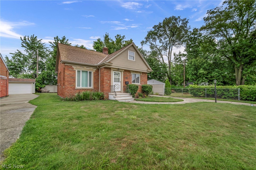 6284 Holburn Road Property Photo 4