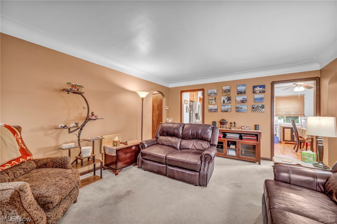 6284 Holburn Road Property Photo 8