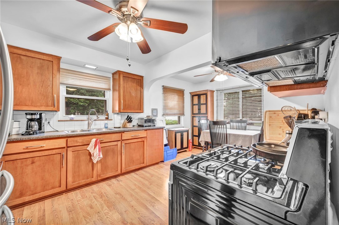 6284 Holburn Road Property Photo 14