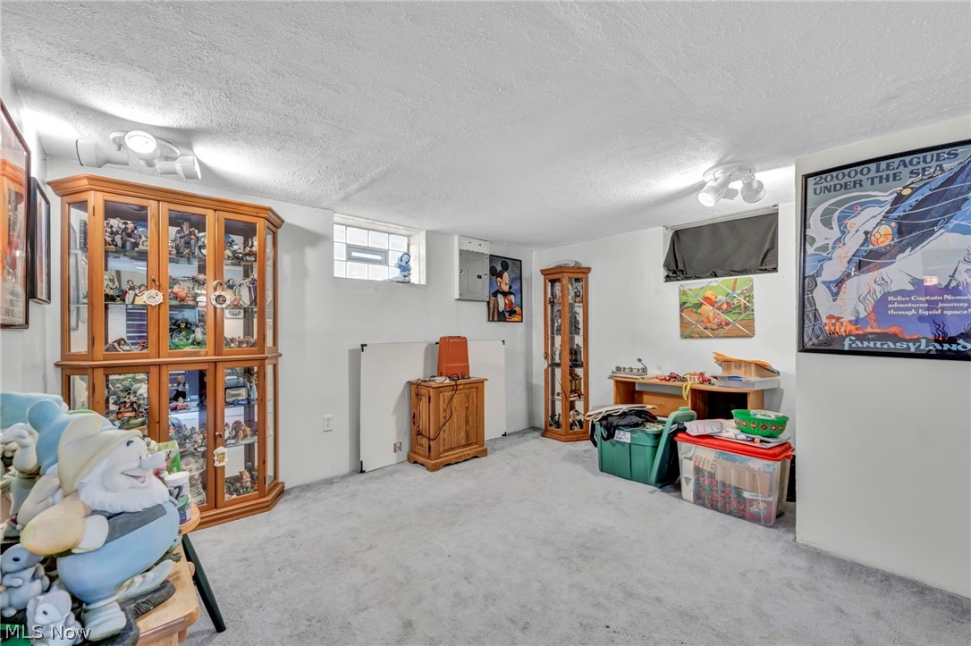 6284 Holburn Road Property Photo 28