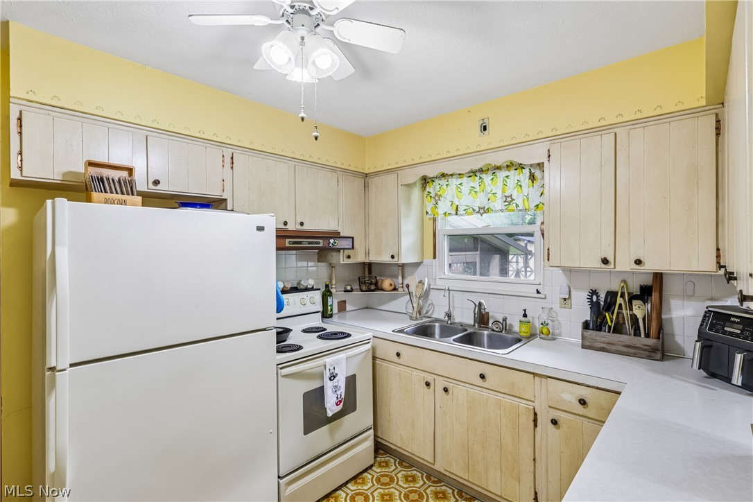 4908 Encino Drive Property Photo 13