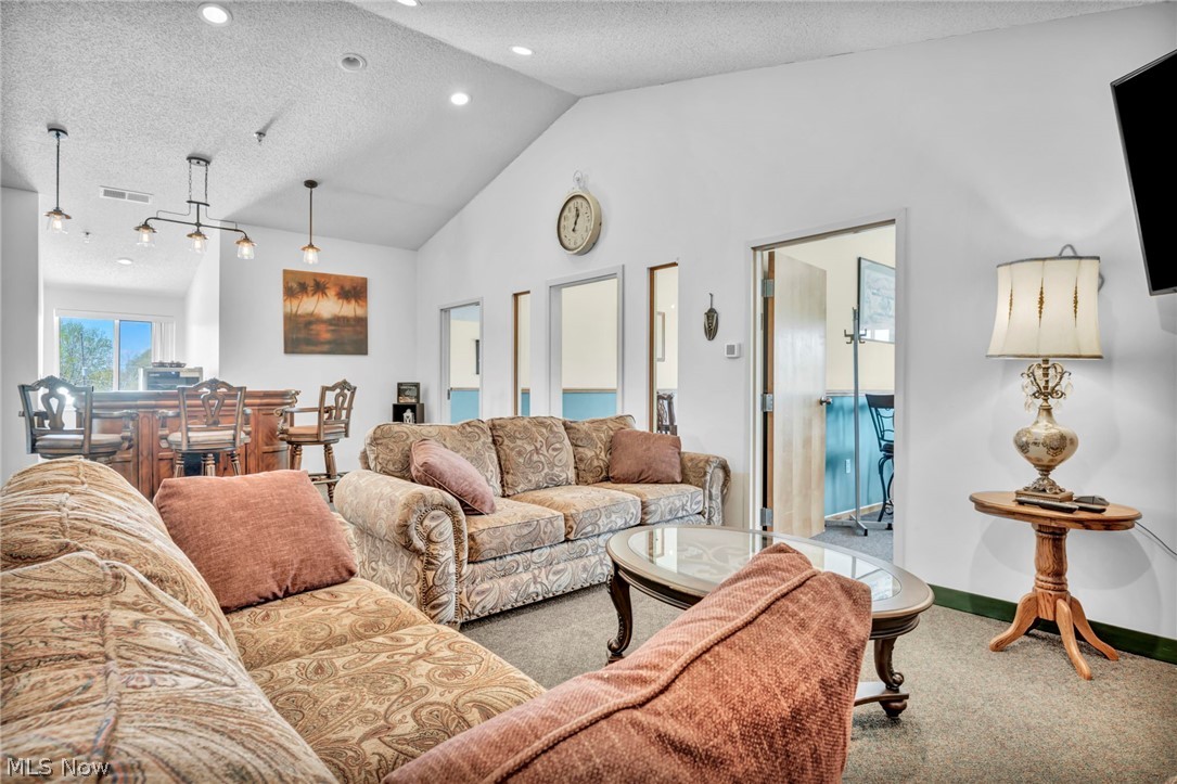 2039 E Harbor Road Property Photo 4