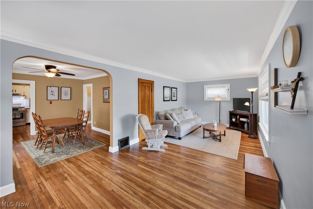 6306 Wilber Avenue Property Photo 7