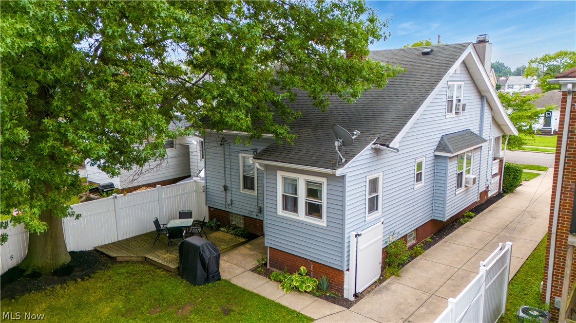 6306 Wilber Avenue Property Photo 41