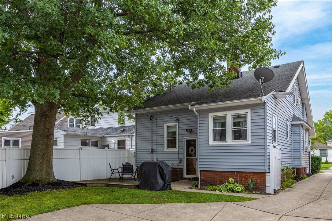 6306 Wilber Avenue Property Photo 42