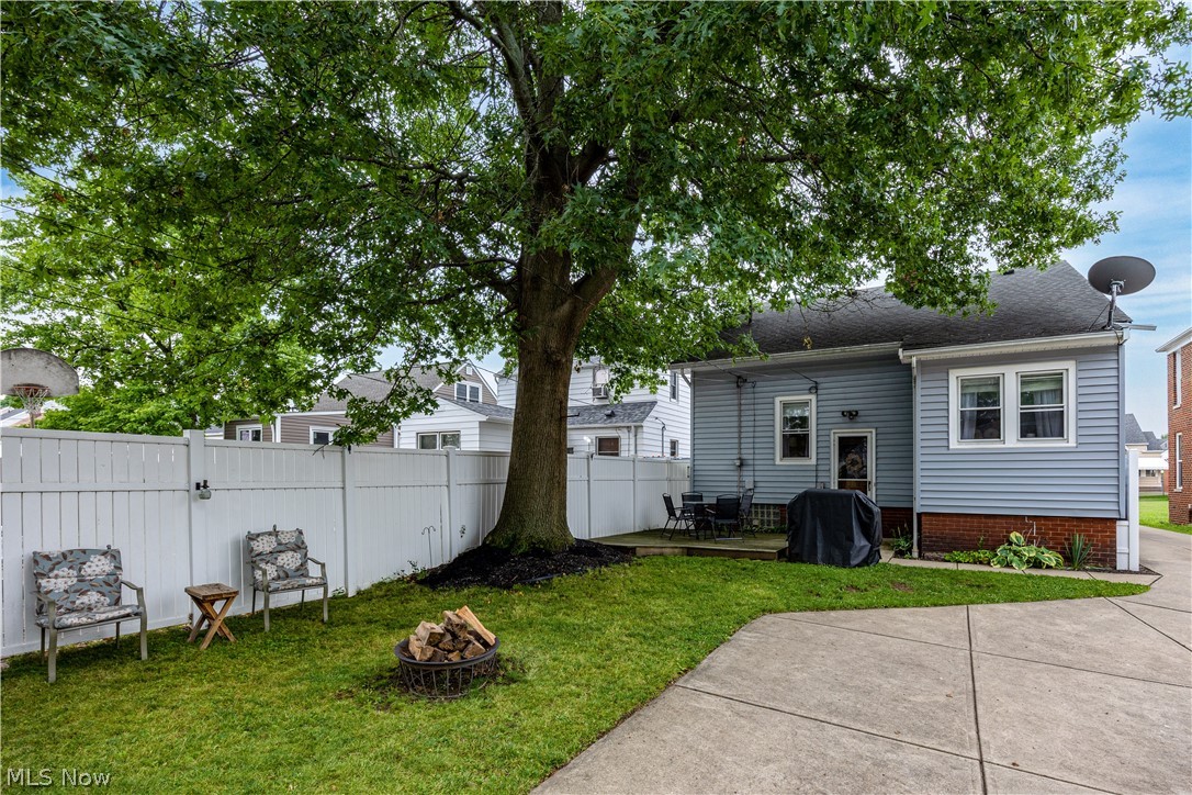 6306 Wilber Avenue Property Photo 43