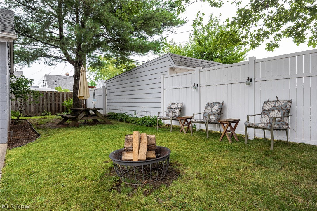 6306 Wilber Avenue Property Photo 45
