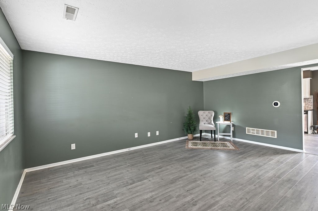 820 Doty Drive Property Photo 3