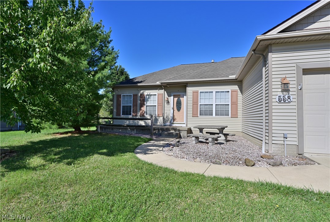 558 Mountain Lion Drive Property Photo 1