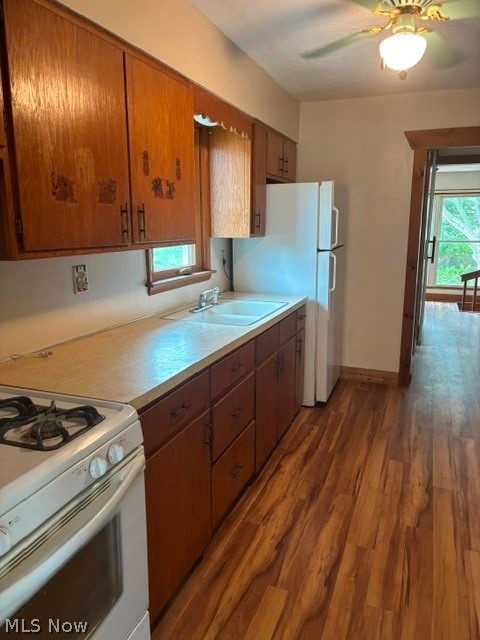 18061 Derr Avenue Property Photo 6